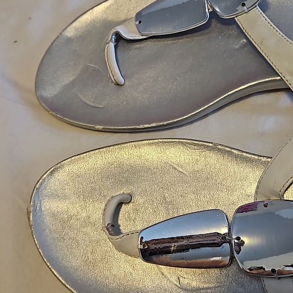 Silver Bandolino Sandels Size 9 - Picture 6 of 7